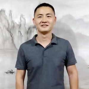东莞装修工长李晓武