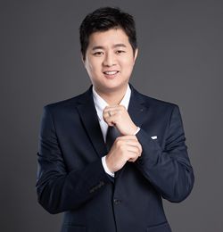 黄潮东