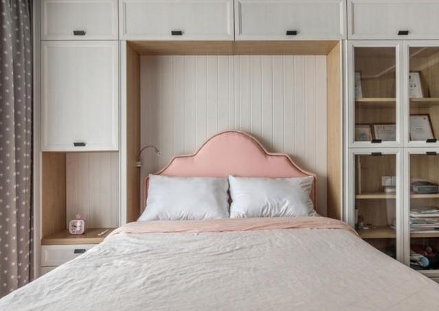 卧室小不能放床头柜怎么装饰 7套案例供你参考！