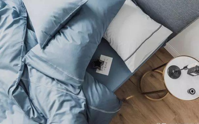 想要提高睡眠质量，在卧室装修时应该注意的6个设计技巧