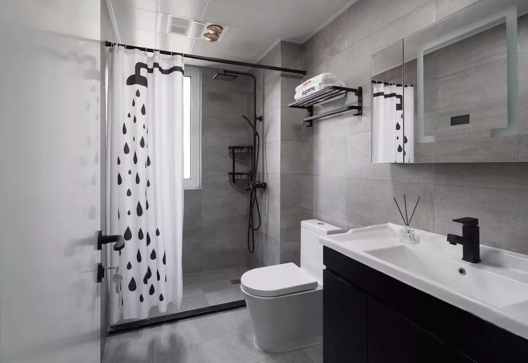 把家里卫生间设计得美一些，每天洗澡都有好心情