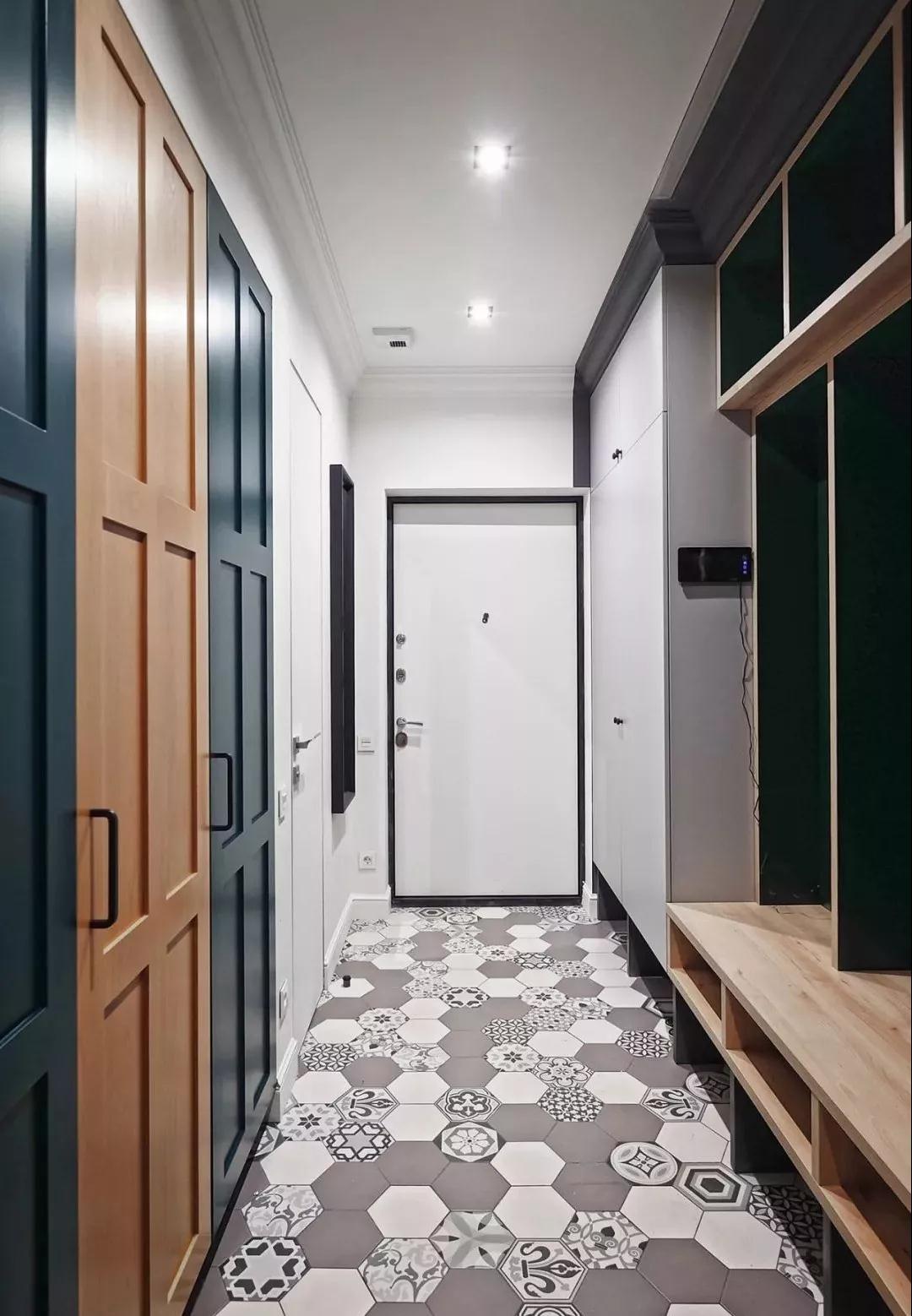 简洁明快的门厅设计，功能性与美观性并重~
