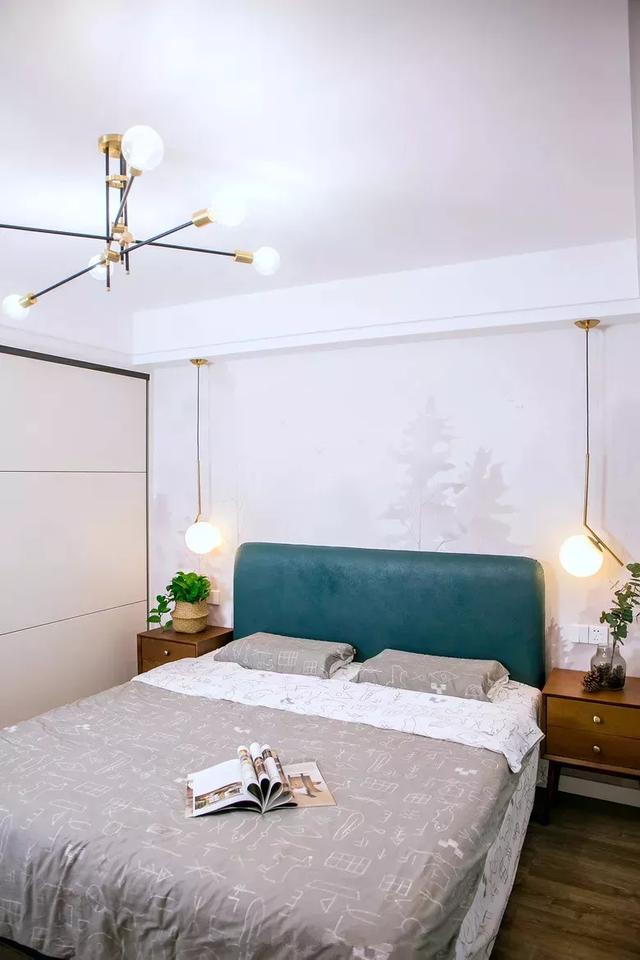 床头背景墙贴壁纸 打造一个更有趣更温馨的卧室
