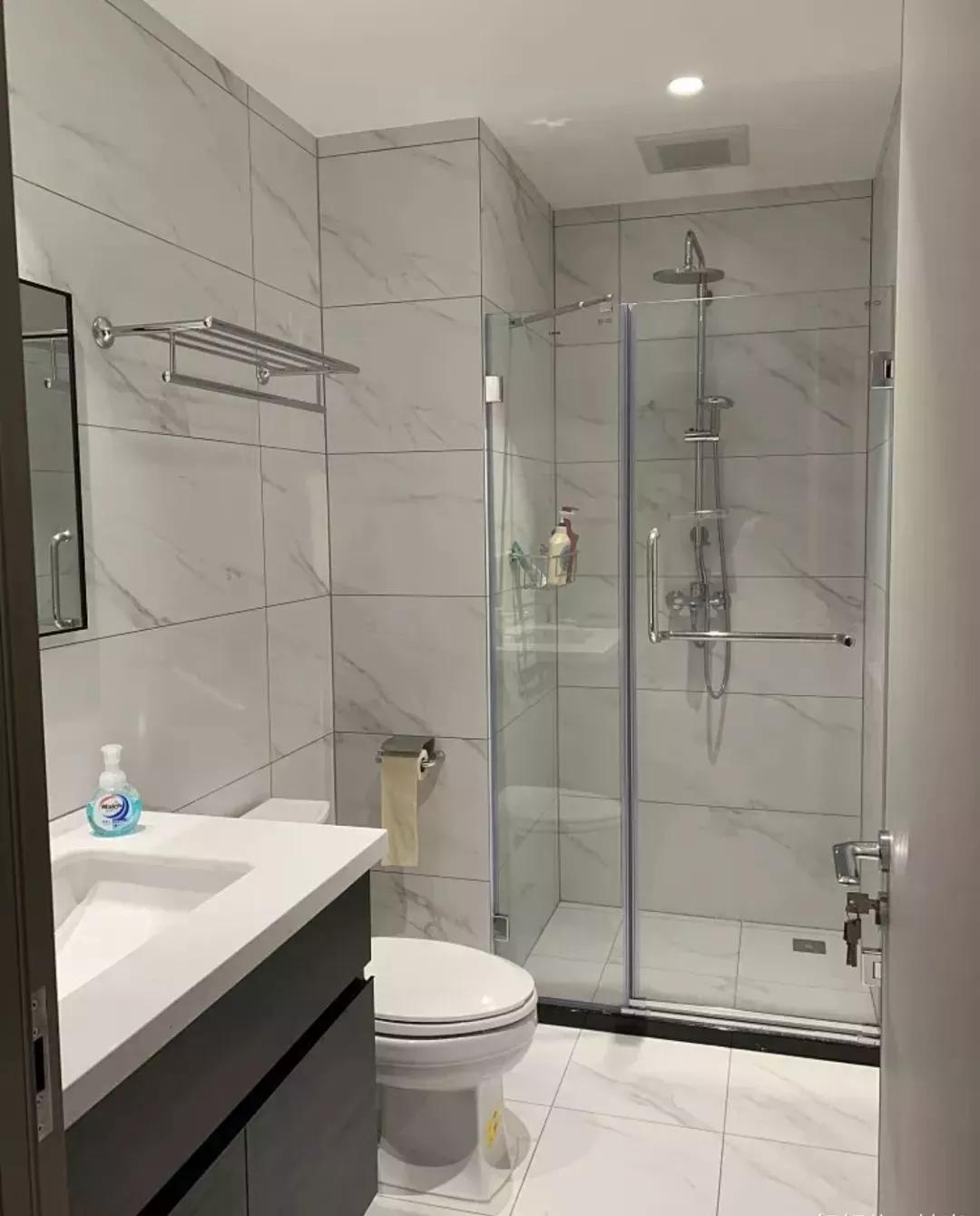 卫生间瓷砖铺贴设计 卫生间瓷砖铺贴设计