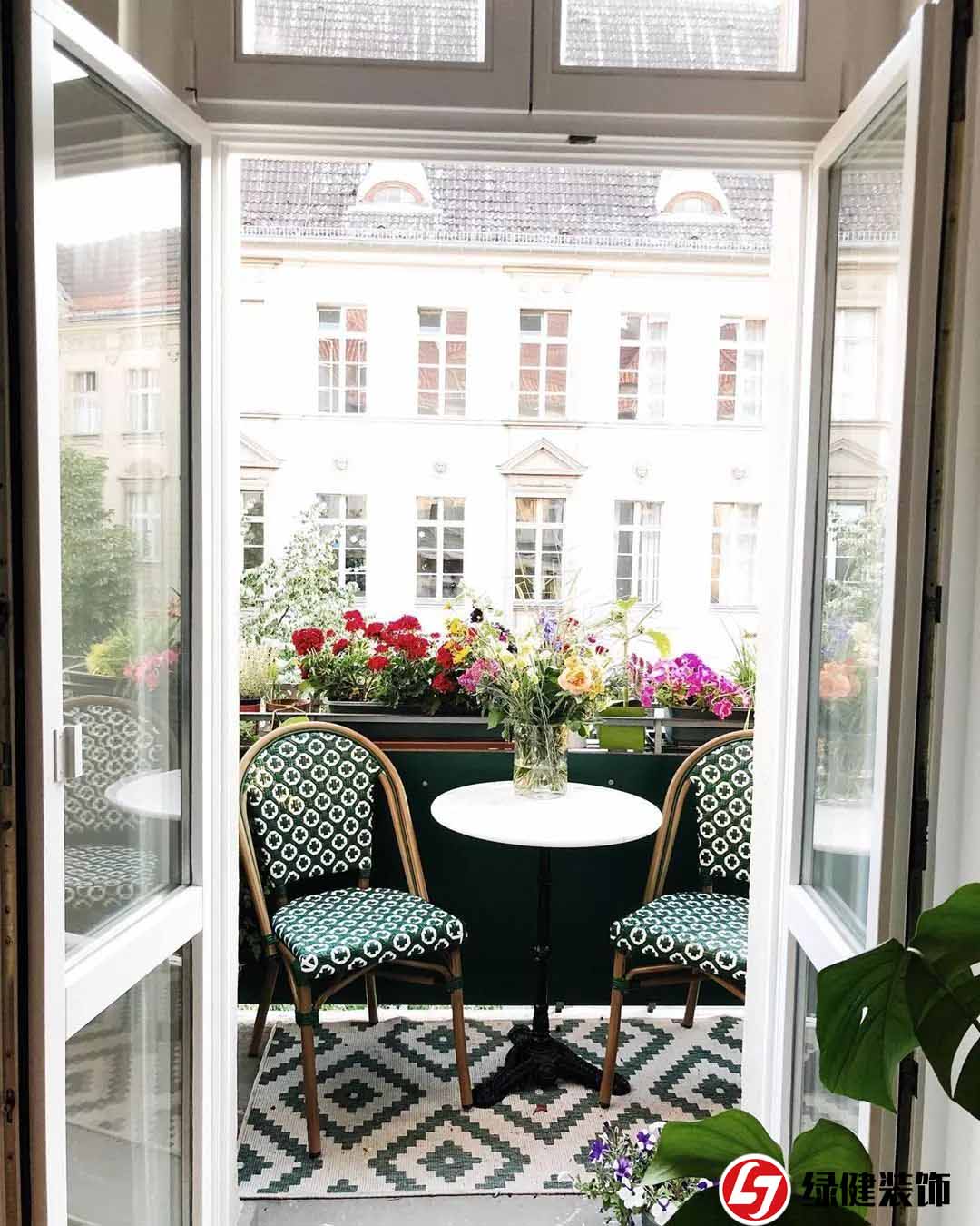 【六安绿健装饰】——休闲小阳台空间最大化的方法