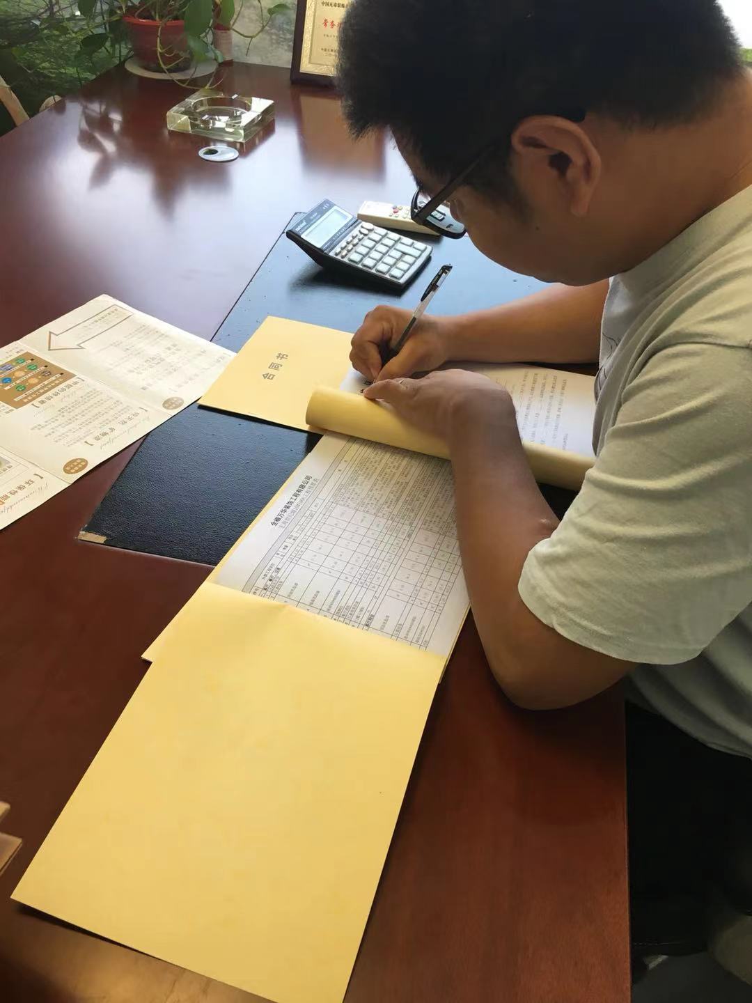 2021年8月1日宏海世纪城装修业主签约万华