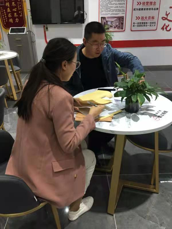 下湾小区业主签约成功