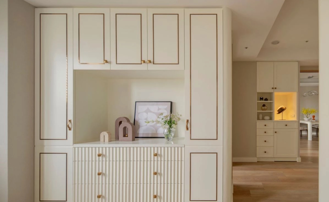 89㎡美式风以对称语汇与美型收纳定义温馨美式居所