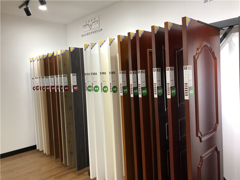 驻马店市室内装饰协会第7次常务理事会议召开，轻舟装饰发表重要讲话