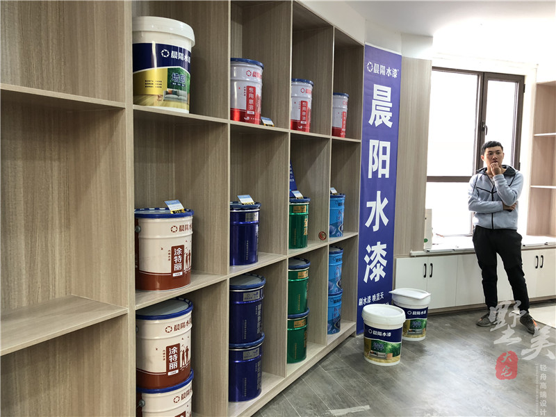  晨阳水漆厂家来墅美大宅做现场专业知识培训