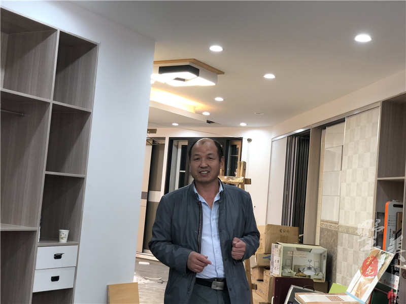  晨阳水漆厂家来墅美大宅做现场专业知识培训