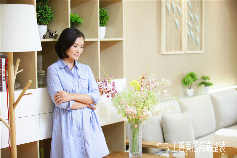 河北音乐广播美女主播明媛