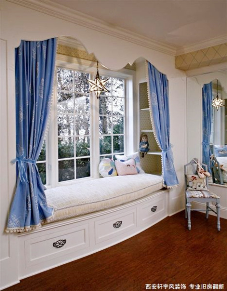 西安装修案例地中海风情-卧室及飘窗设计