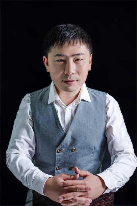  新疆 烏魯木齊裝修設計師吳剛