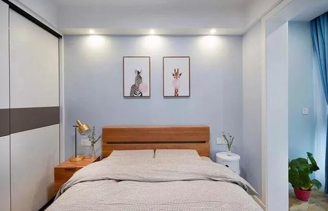 鄱阳腾达装饰教您如何打造一个温馨舒适的卧室