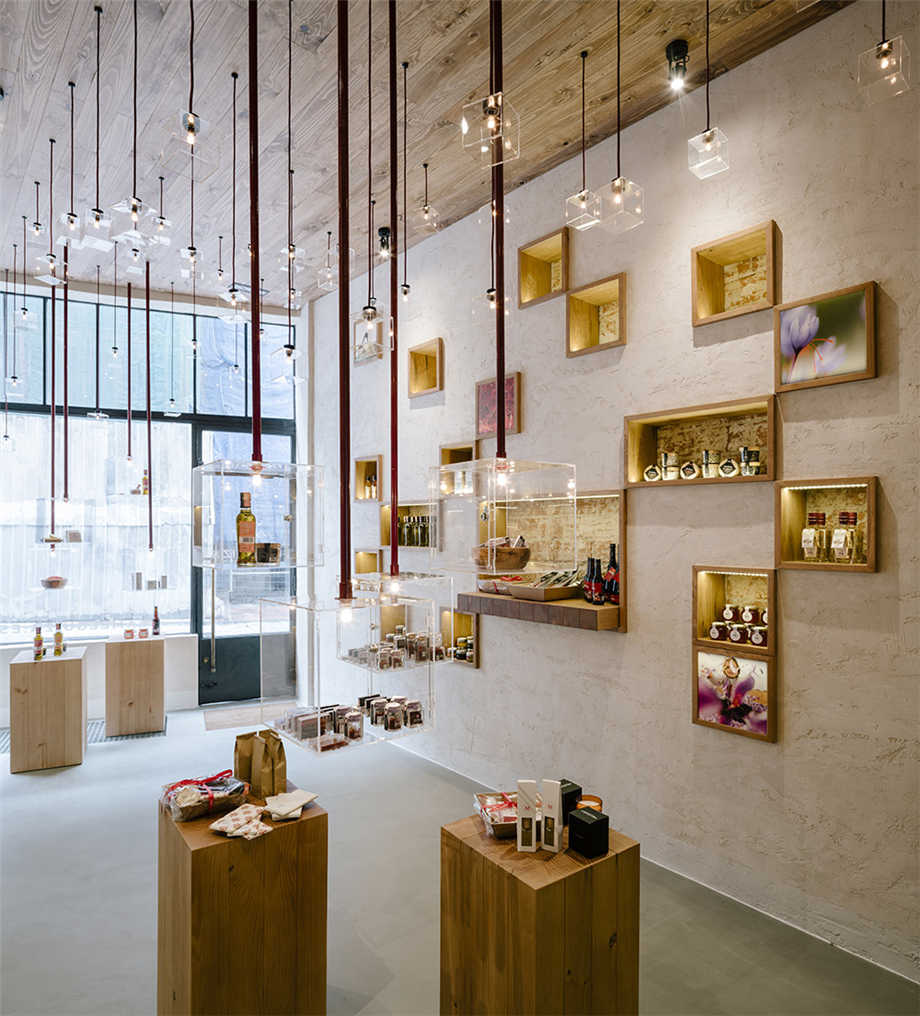 洛阳洛龙区宝龙香薰店铺设计效果图