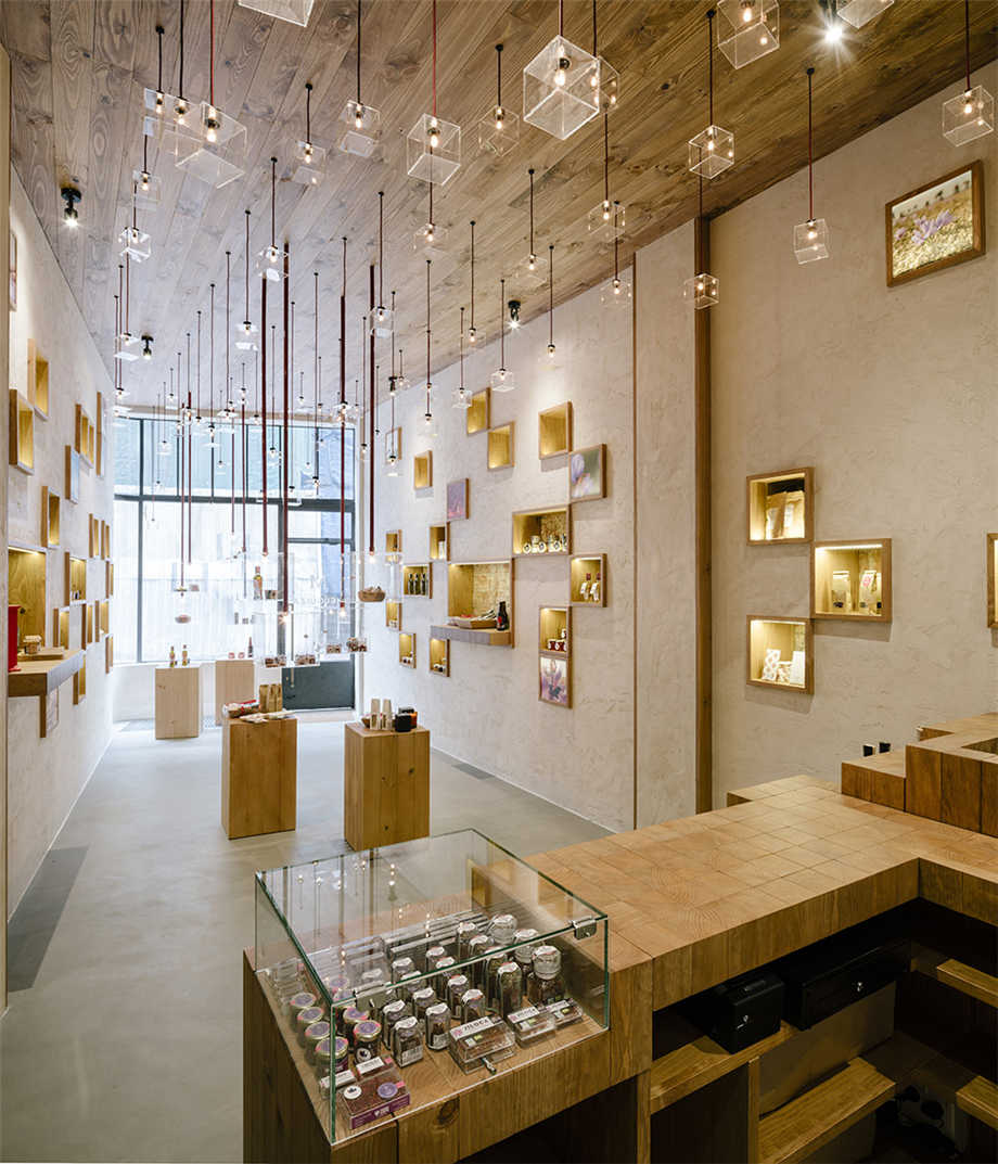 洛阳洛龙区宝龙香薰店铺设计效果图